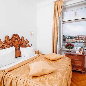 Riverside Double or Twin Room
